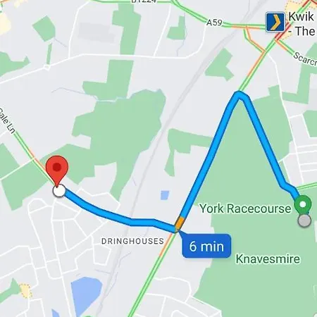 Chaloners, Free Parking, Large Garden, Close To Races & Centre